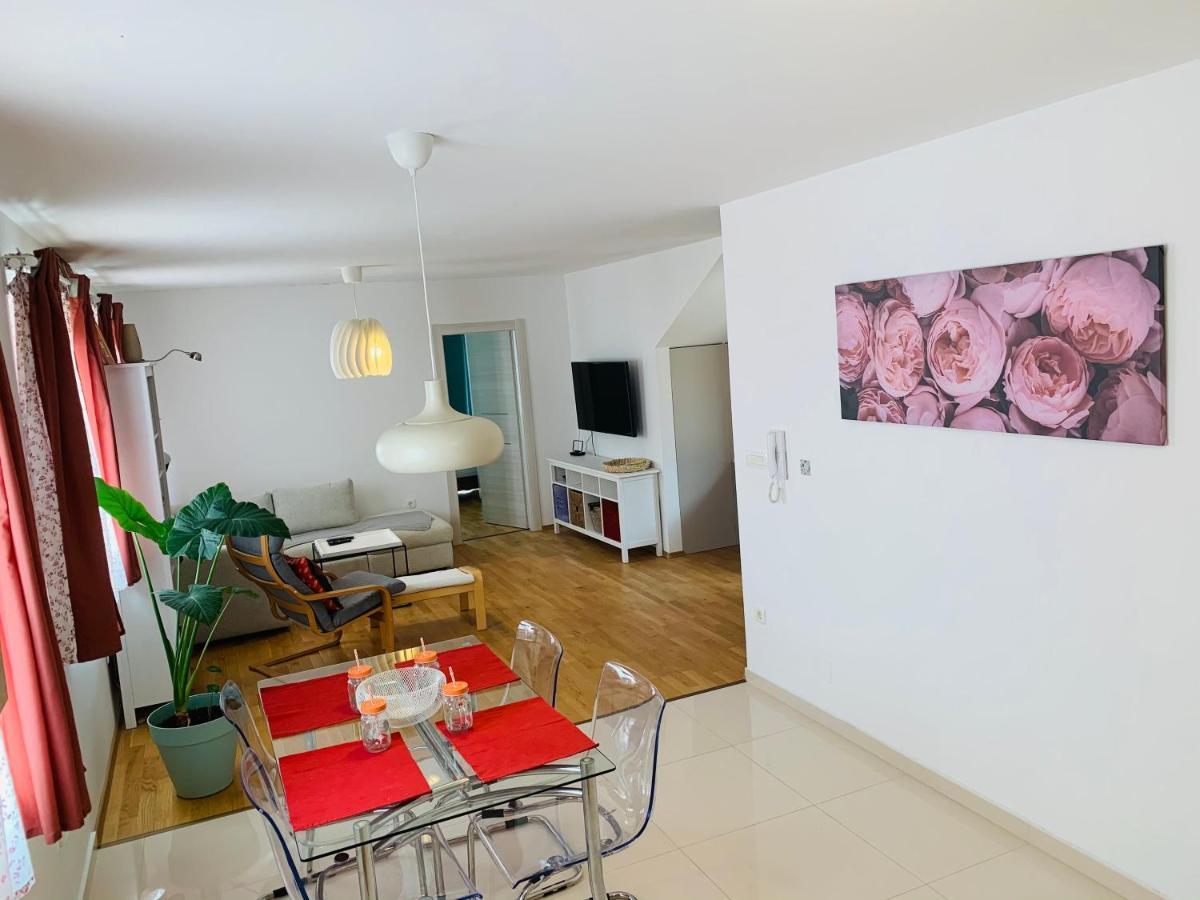 Apartman Marley Apartment Kostrena Bagian luar foto