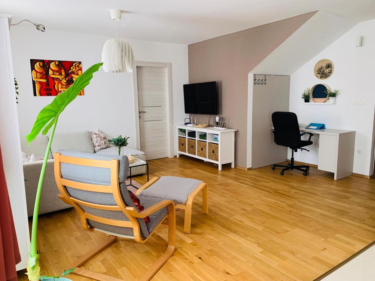 Apartman Marley Apartment Kostrena Bagian luar foto